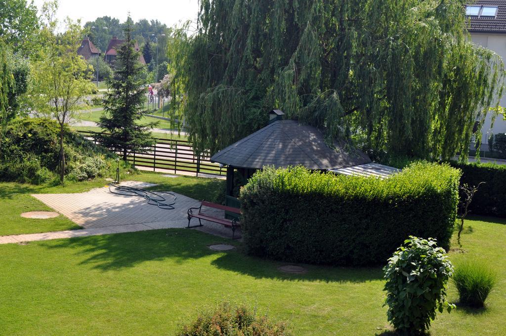 Gyorapartman2 Exteriör bild