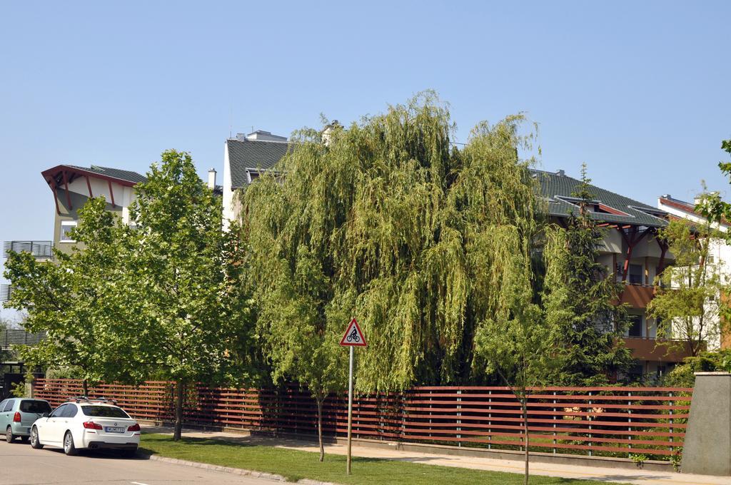 Gyorapartman2 Exteriör bild